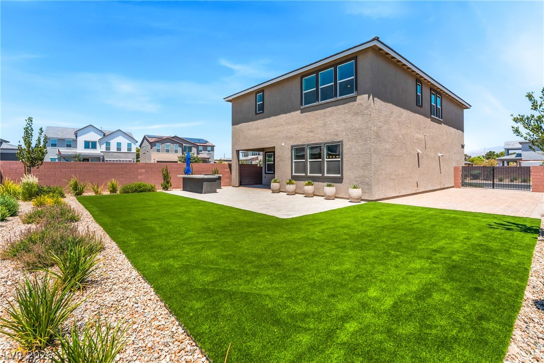 5923 Kings Bluff Avenue Las Vegas NV 89131