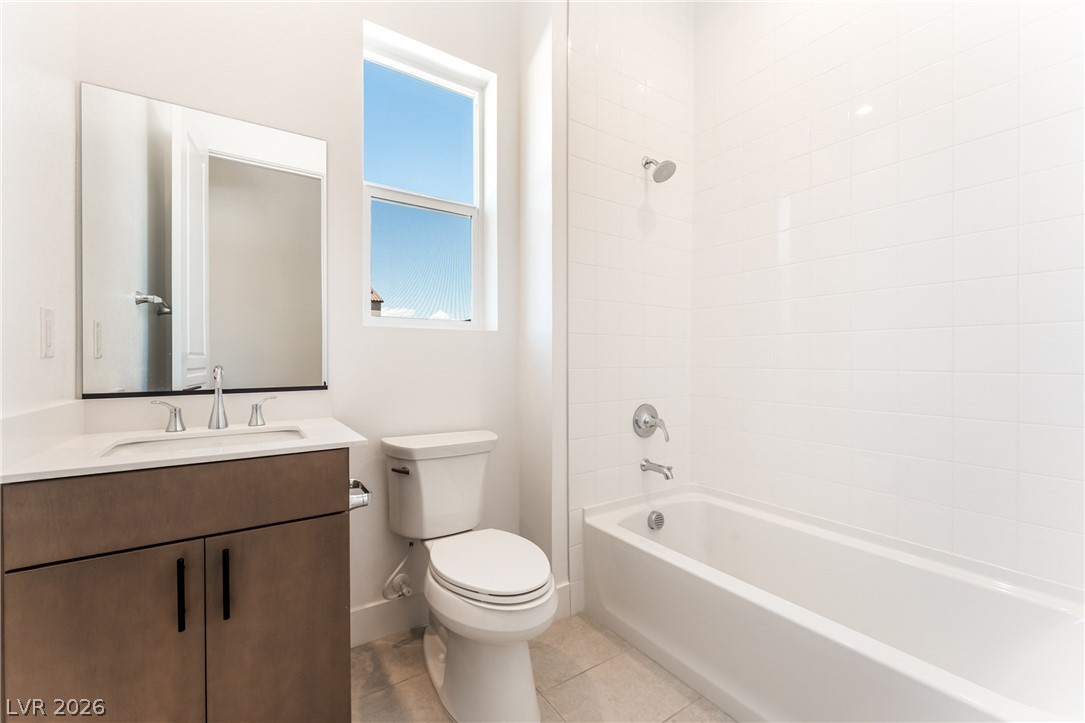 5923 Kings Bluff Avenue Las Vegas NV 89131
