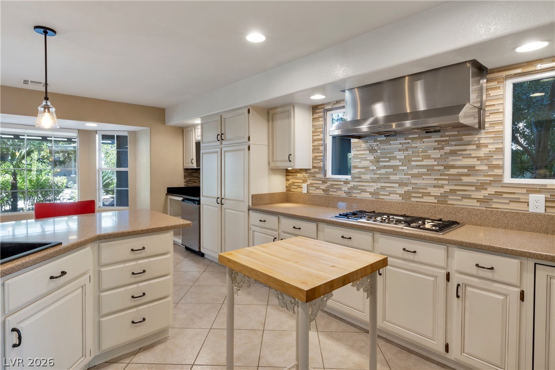 5205 Sandy Cactus Lane Las Vegas NV 89149