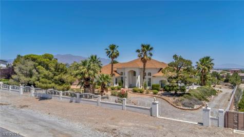 6240 N Hualapai Way Las Vegas NV 89149