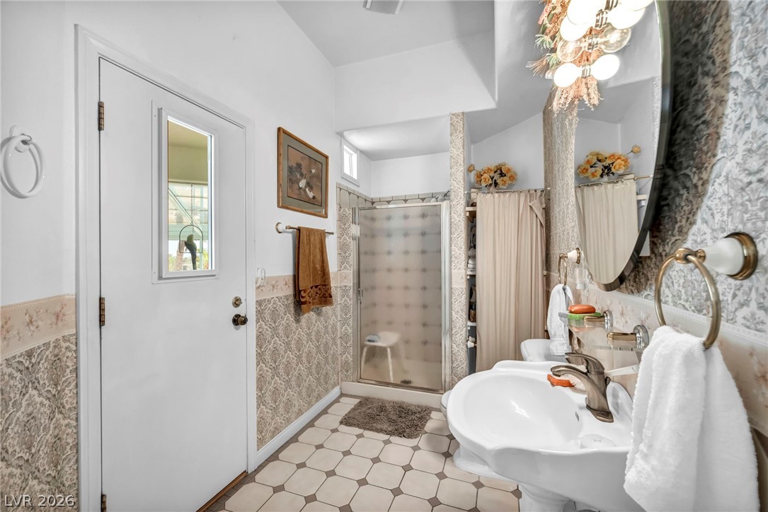 6240 North Hualapai Way Las Vegas NV 89149