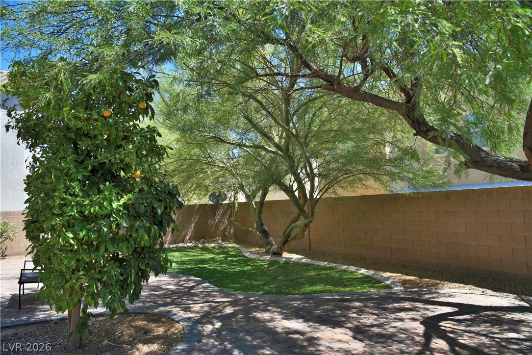 712 Oak Hills Course Drive Las Vegas NV 89148