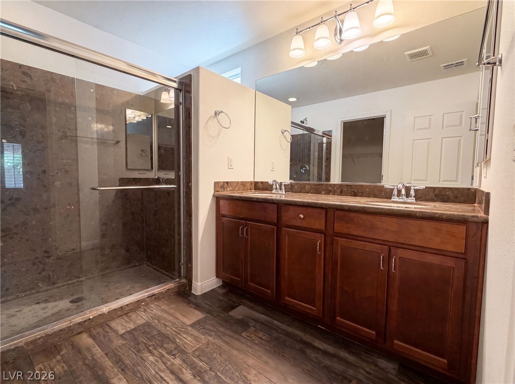 5429 Ledgewood Creek Avenue Las Vegas NV 89141