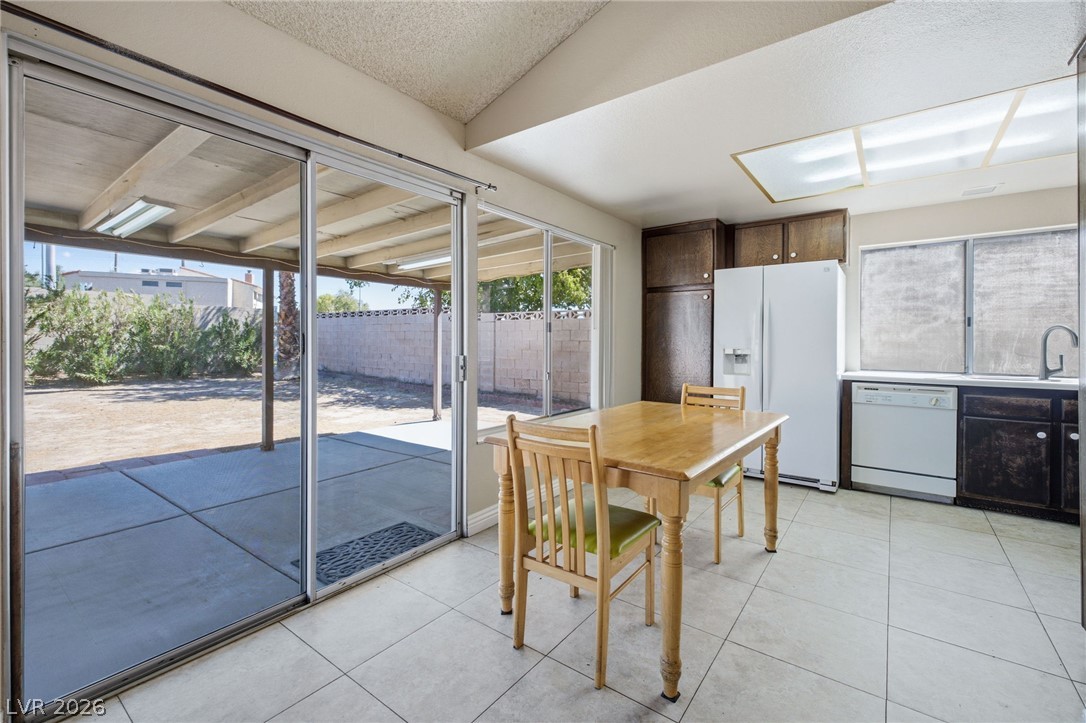 4014 Ridgewood Avenue Las Vegas NV 89120
