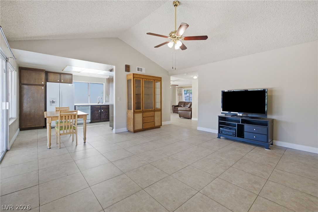 4014 Ridgewood Avenue Las Vegas NV 89120