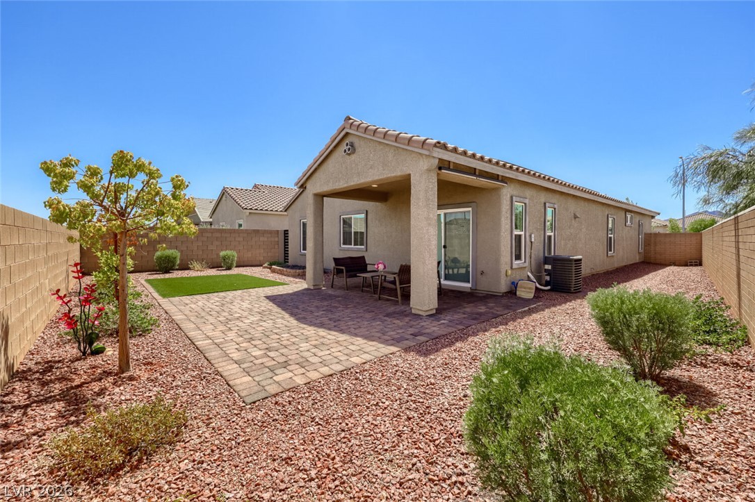 72 Summer Rhapsody Avenue Henderson NV 89015
