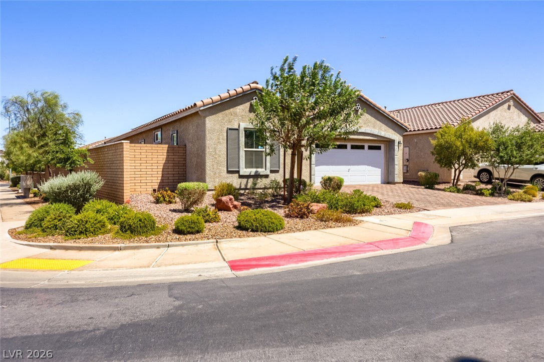 72 Summer Rhapsody Avenue Henderson NV 89015
