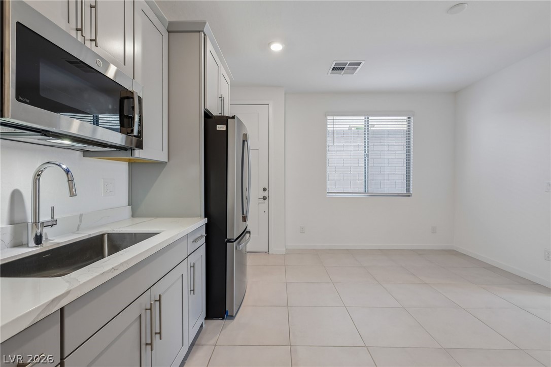 762 Spirit Lake Street Las Vegas NV 89138