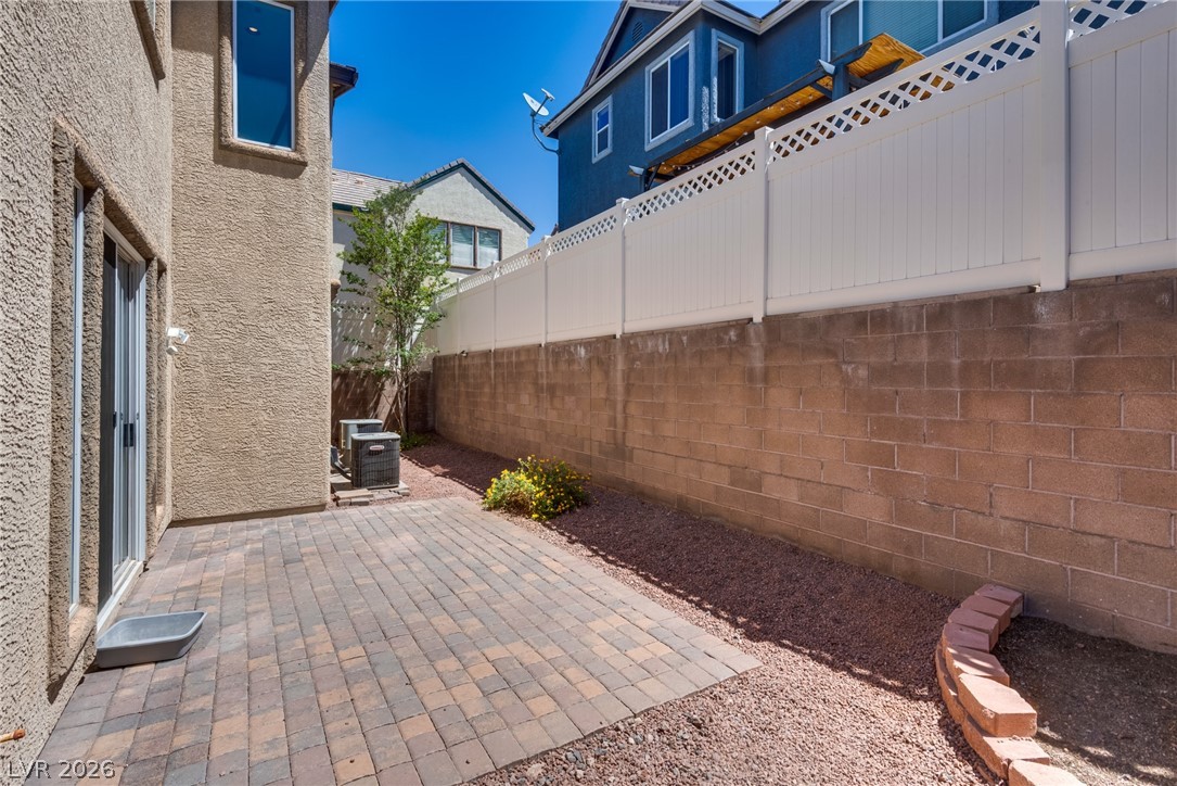 984 Playful Glow Street Henderson NV 89052