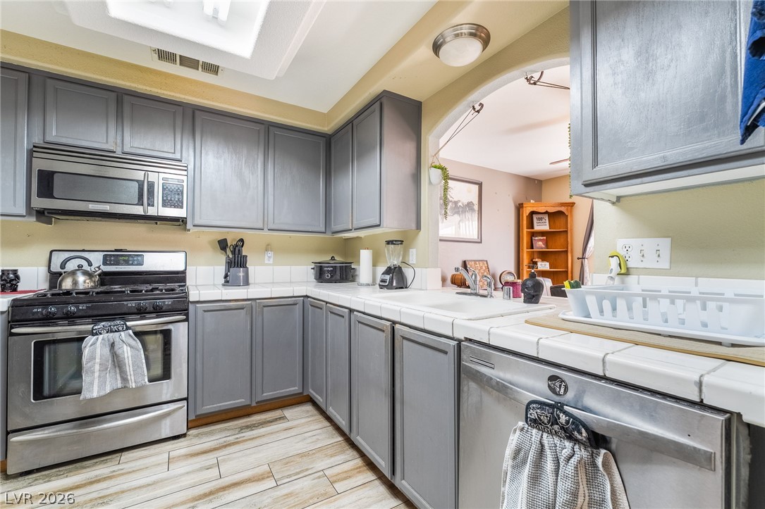 10190 Ghost Gum Street Las Vegas NV 89183
