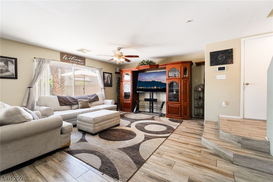 10190 Ghost Gum Street Las Vegas NV 89183