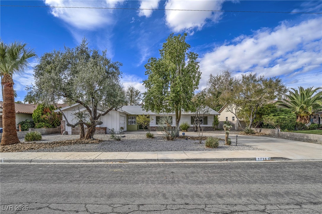 1716 Chapman Drive Las Vegas NV 89104