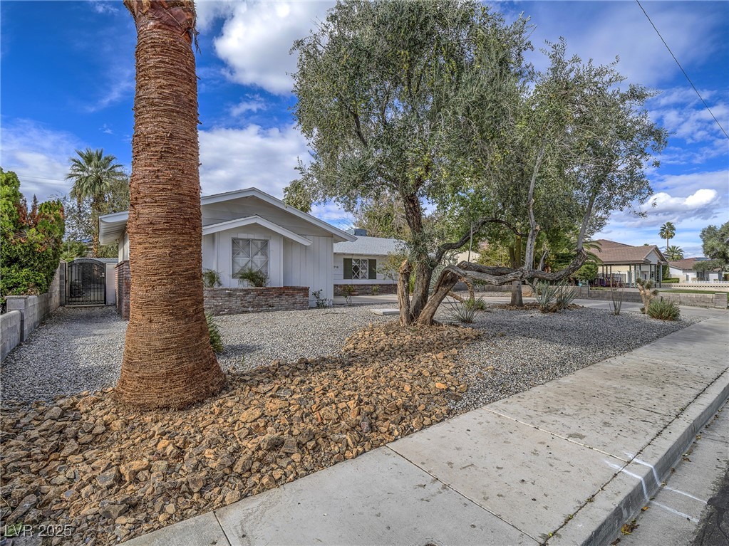 1716 Chapman Drive Las Vegas NV 89104