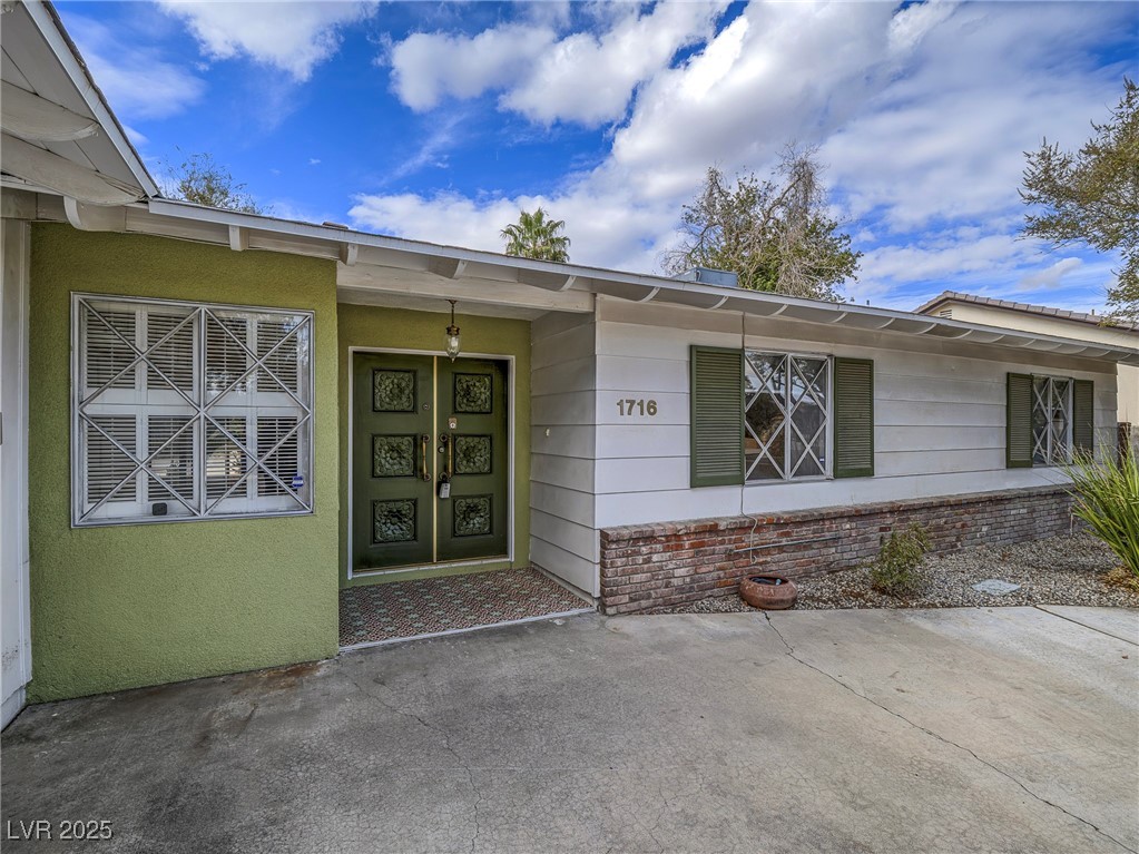 1716 Chapman Drive Las Vegas NV 89104