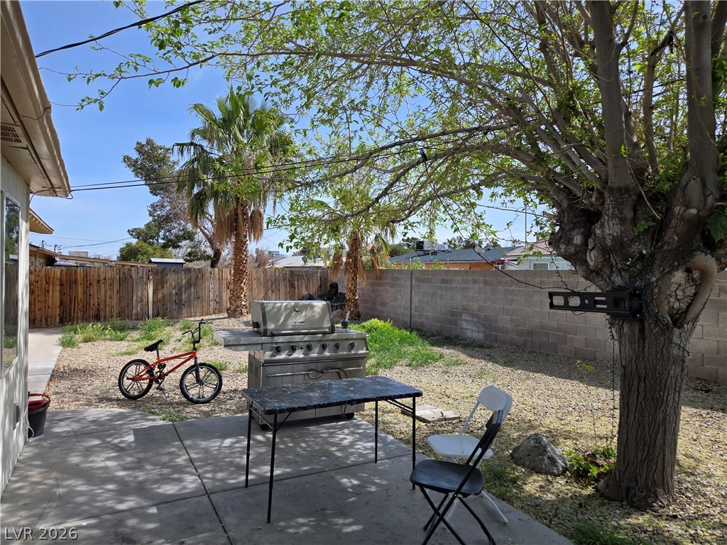 4313 San Angelo Avenue Las Vegas NV 89102