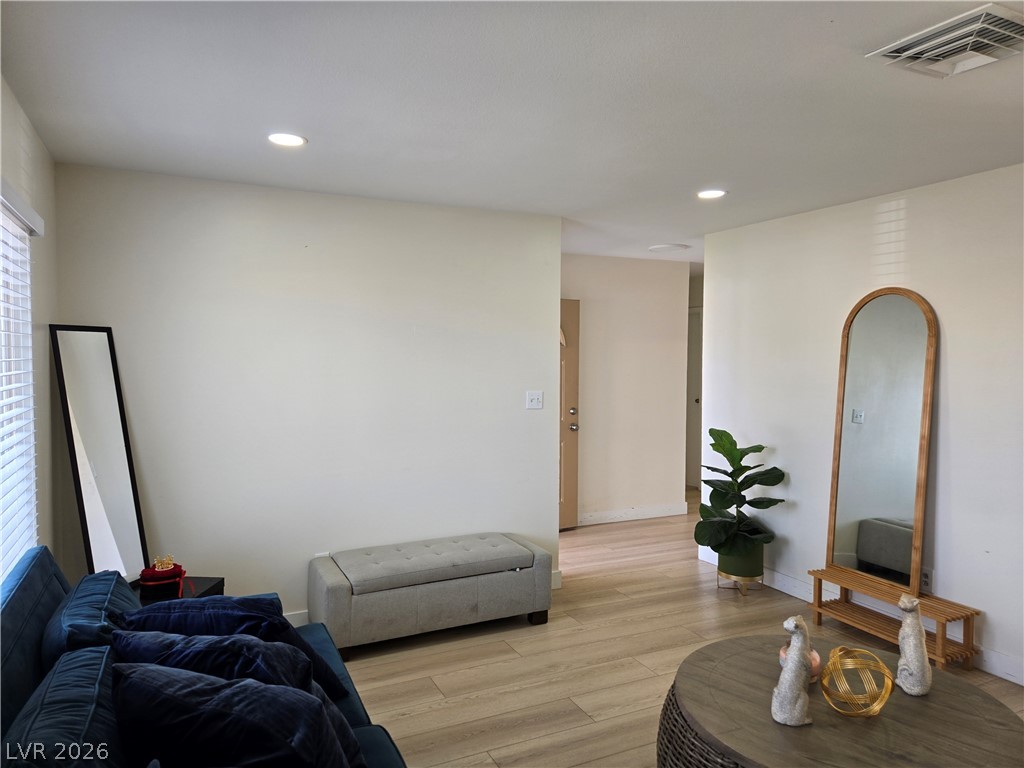 4313 San Angelo Avenue Las Vegas NV 89102