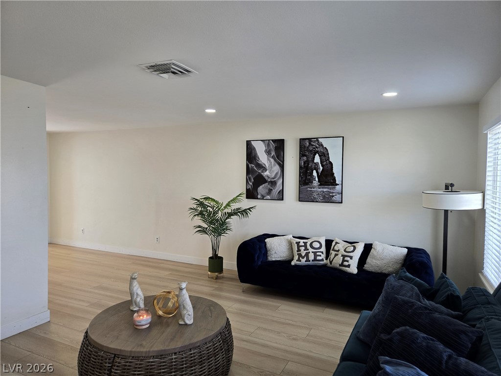 4313 San Angelo Avenue Las Vegas NV 89102