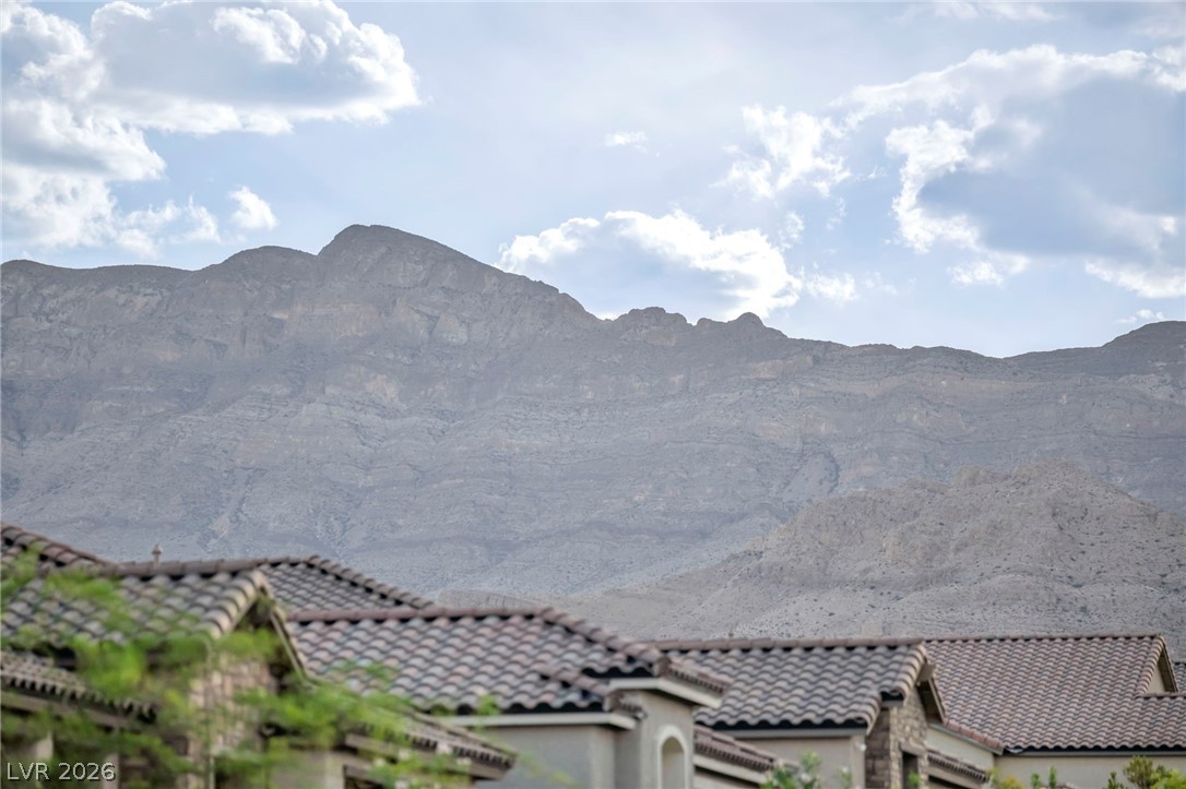 6424 Belgrossa Bend Street Las Vegas NV 89166