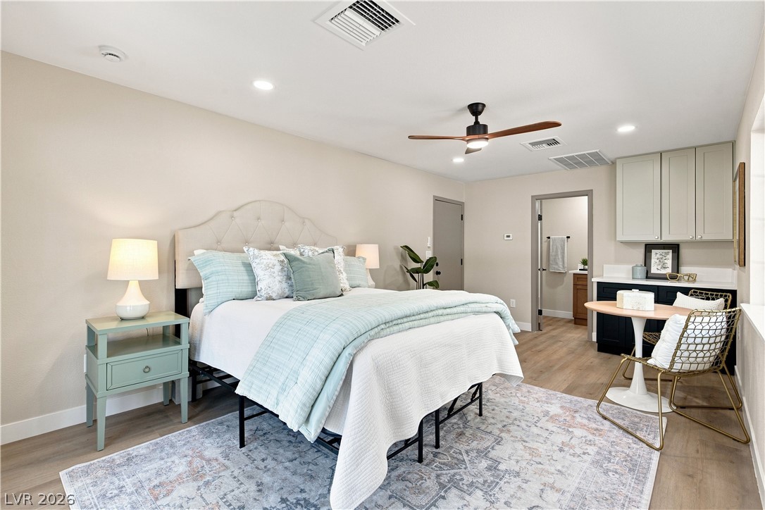 6156 Foxcroft Avenue Las Vegas NV 89108