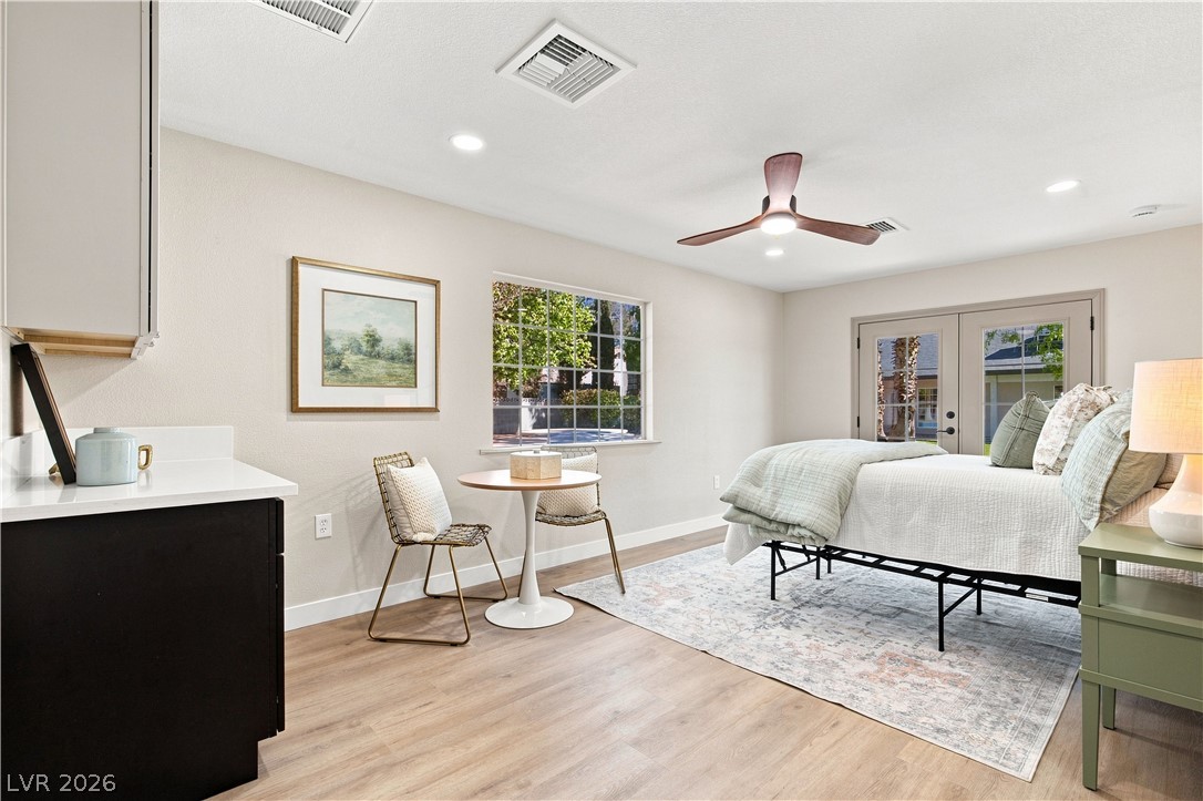6156 Foxcroft Avenue Las Vegas NV 89108