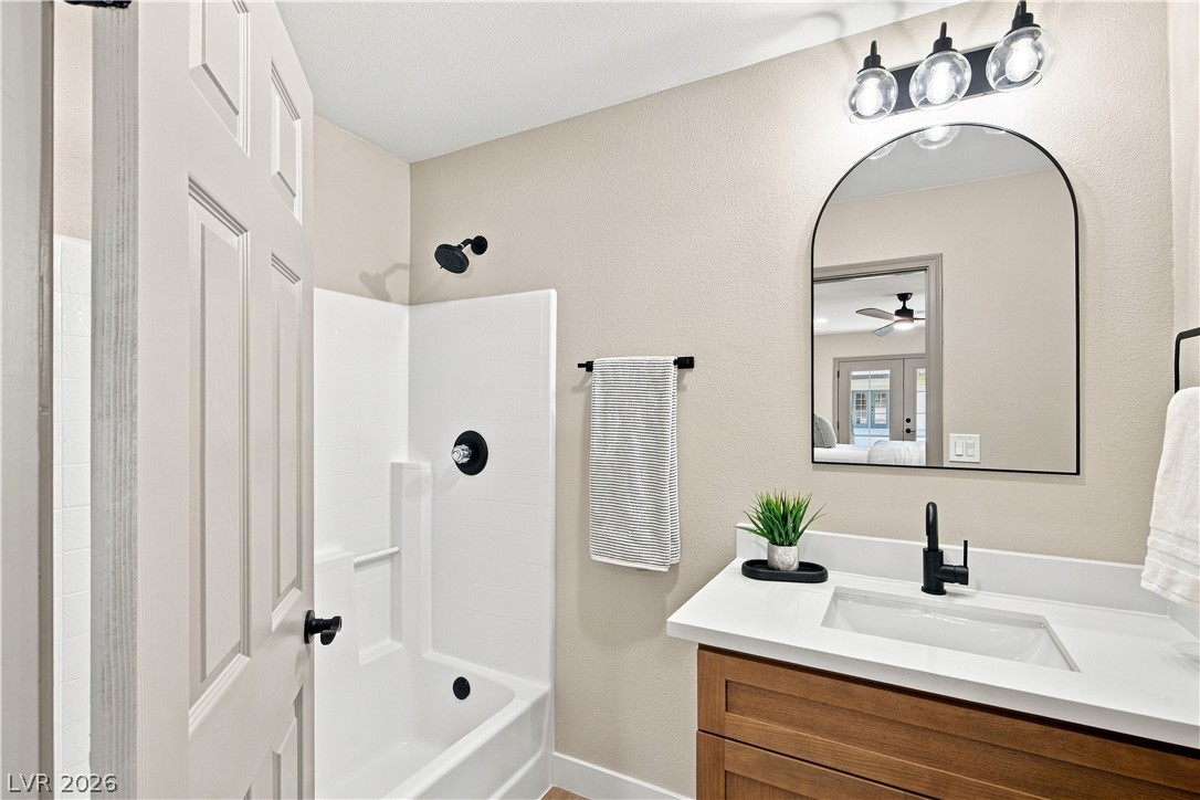 6156 Foxcroft Avenue Las Vegas NV 89108