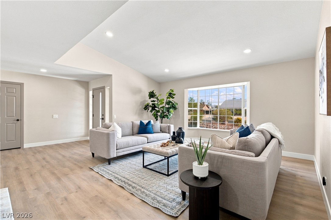 6156 Foxcroft Avenue Las Vegas NV 89108