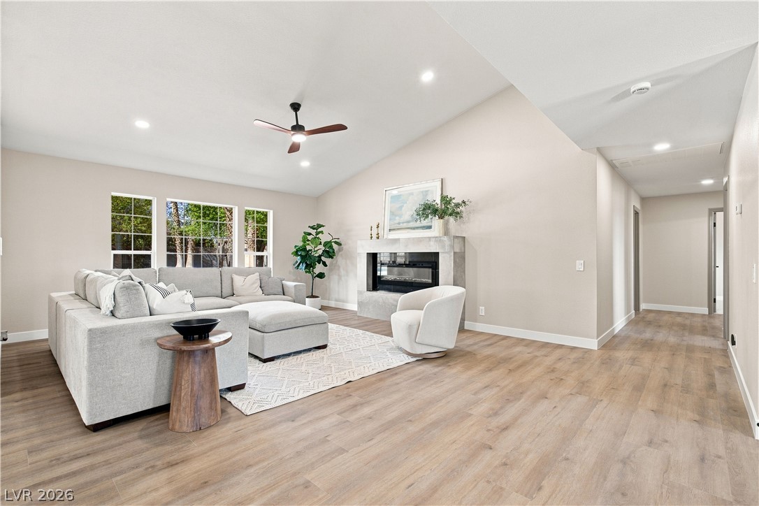 6156 Foxcroft Avenue Las Vegas NV 89108