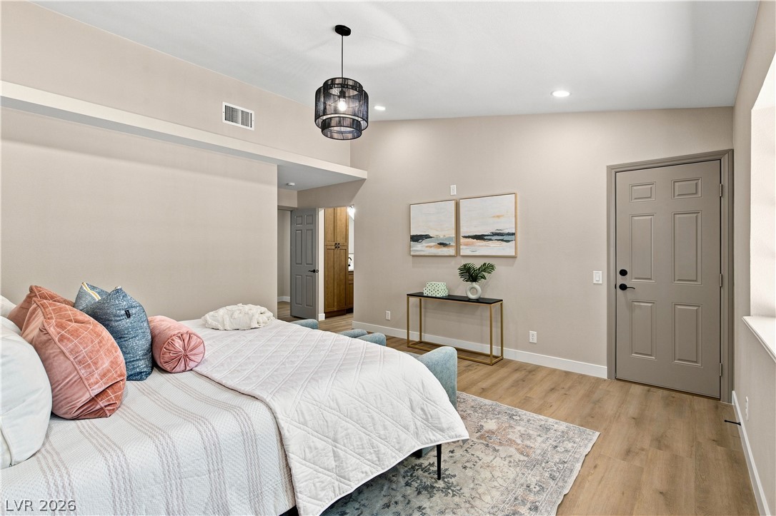 6156 Foxcroft Avenue Las Vegas NV 89108