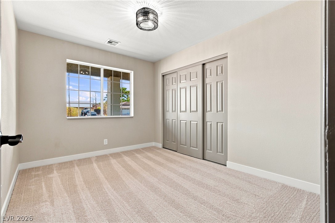 6156 Foxcroft Avenue Las Vegas NV 89108