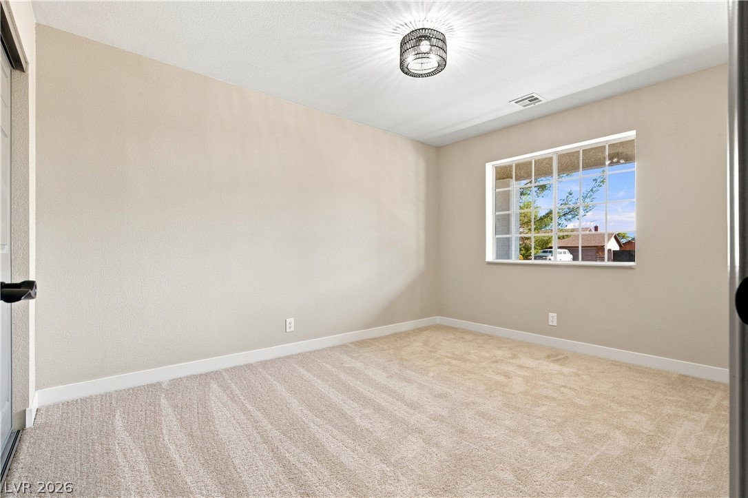 6156 Foxcroft Avenue Las Vegas NV 89108