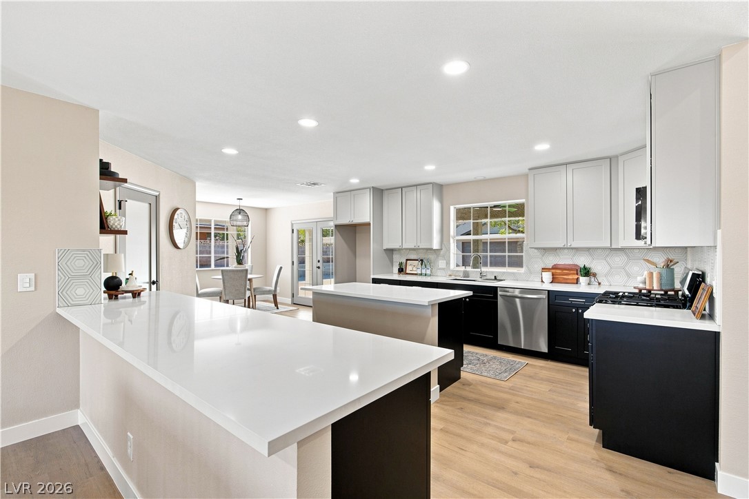 6156 Foxcroft Avenue Las Vegas NV 89108