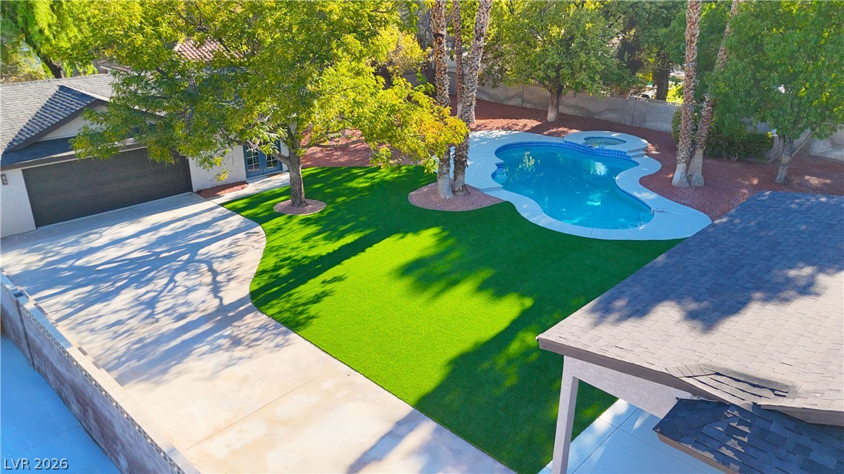 6156 Foxcroft Avenue Las Vegas NV 89108