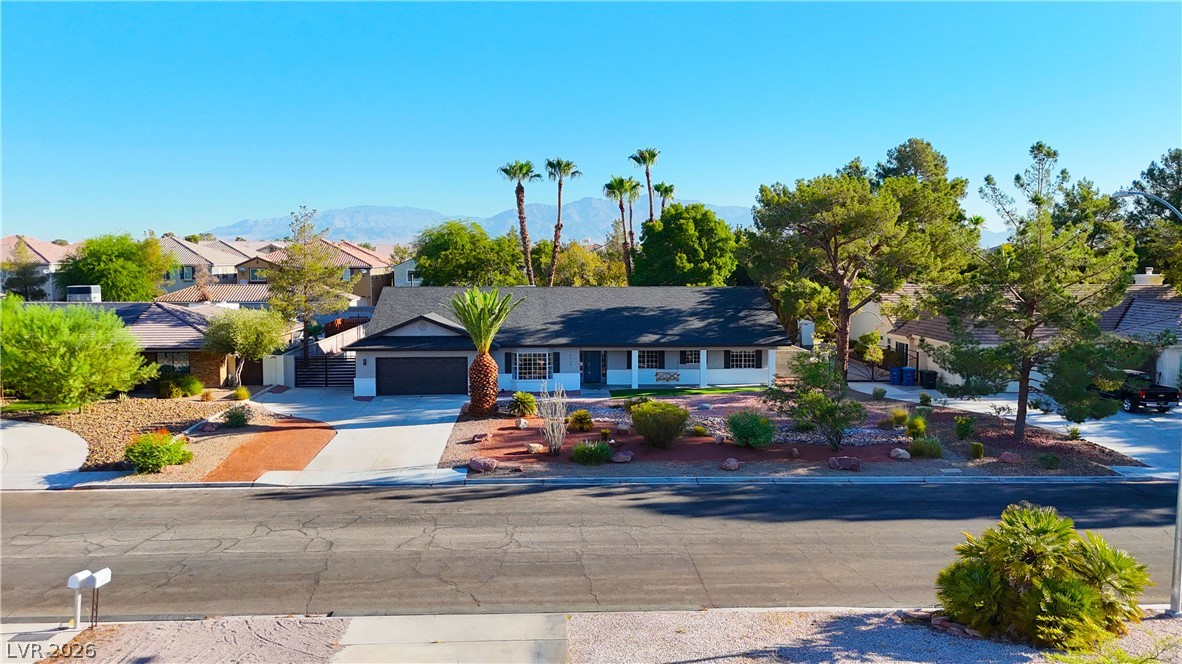6156 Foxcroft Avenue Las Vegas NV 89108