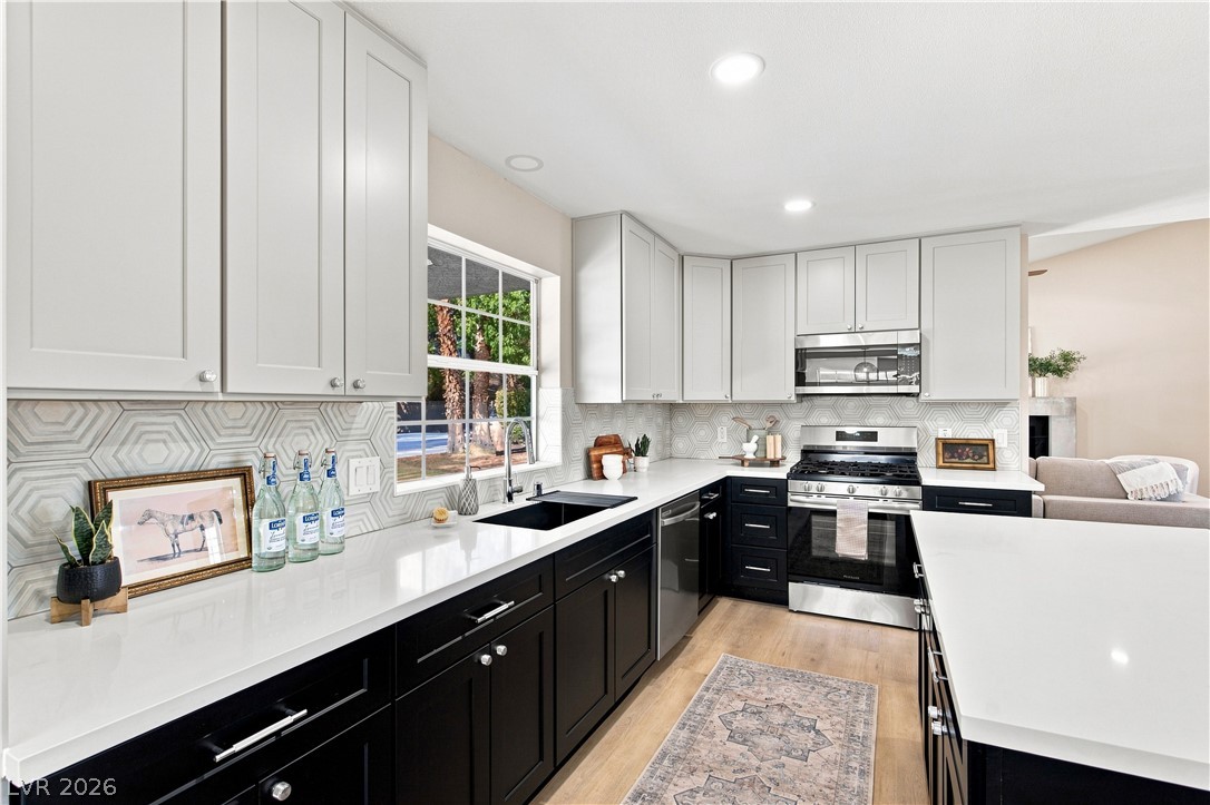6156 Foxcroft Avenue Las Vegas NV 89108