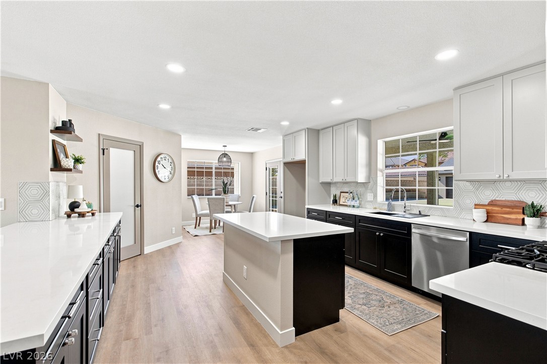 6156 Foxcroft Avenue Las Vegas NV 89108