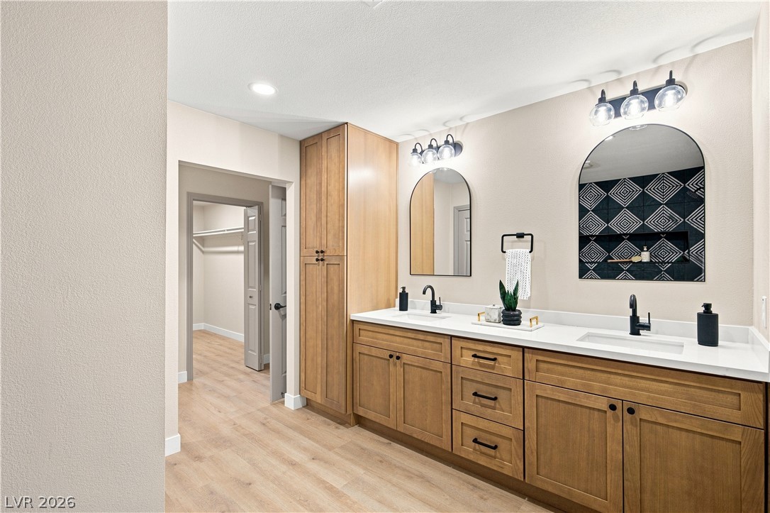 6156 Foxcroft Avenue Las Vegas NV 89108