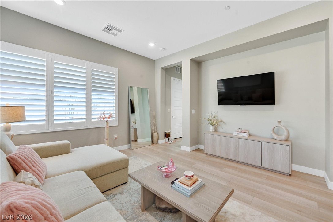 2689 Pioneer Estates Court Las Vegas NV 89117