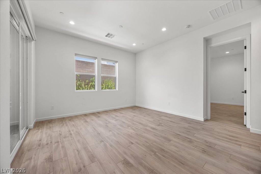 8971 Coastal Oaks Street Las Vegas NV 89166