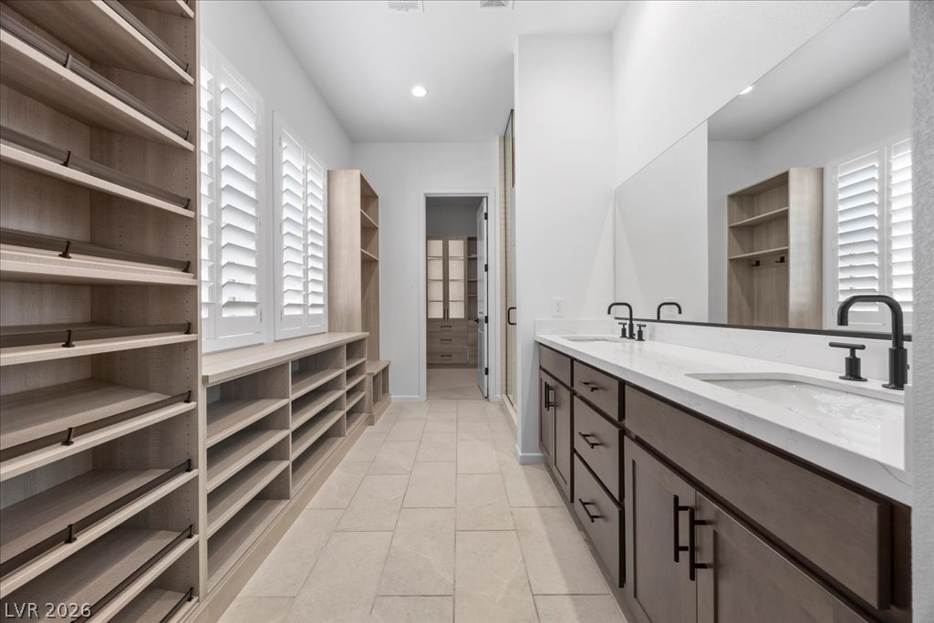 8971 Coastal Oaks Street Las Vegas NV 89166