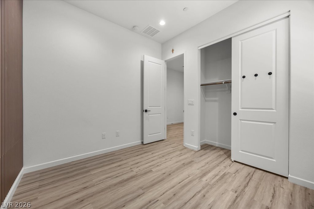 8971 Coastal Oaks Street Las Vegas NV 89166