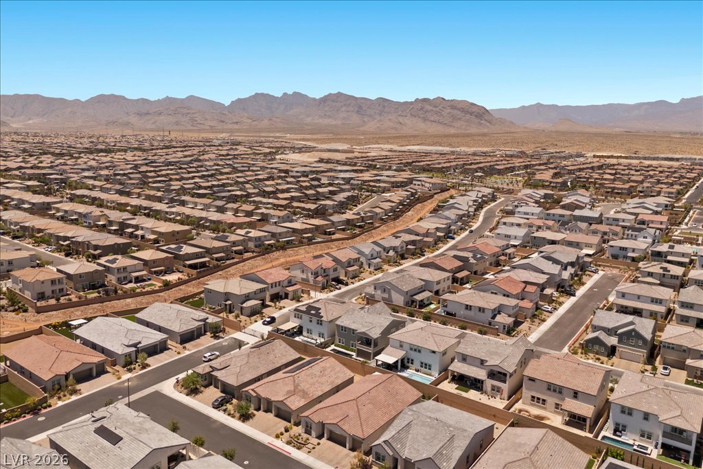 8971 Coastal Oaks Street Las Vegas NV 89166