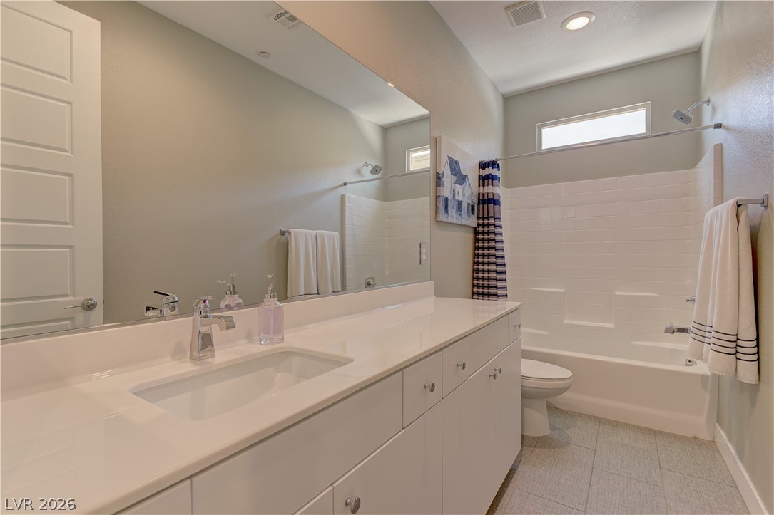 11261 Essence Point Avenue 103 Las Vegas NV 89135