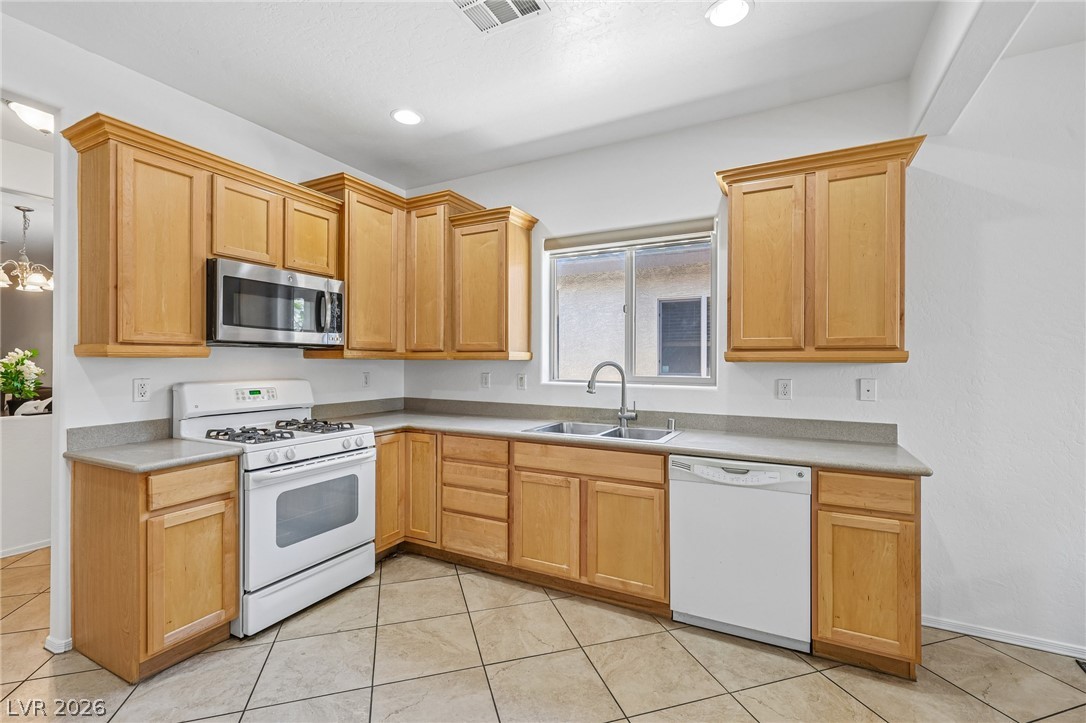 3879 Paint Court Las Vegas NV 89122