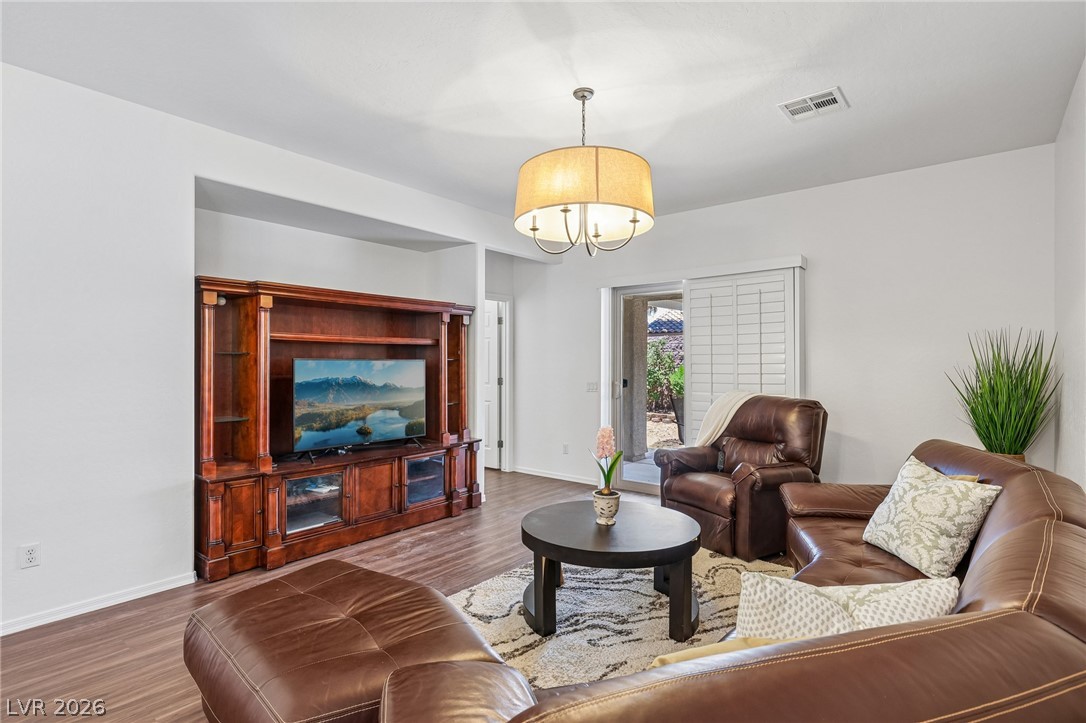 3879 Paint Court Las Vegas NV 89122