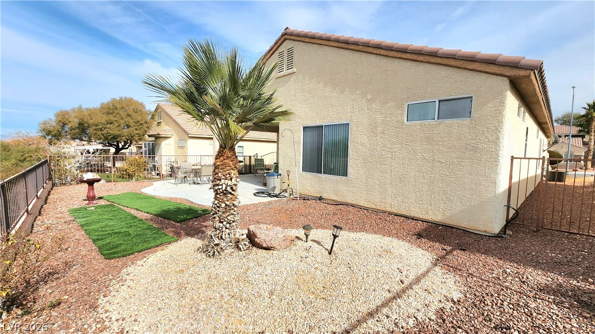 2077 Wildwood Lake Street Henderson NV 89052