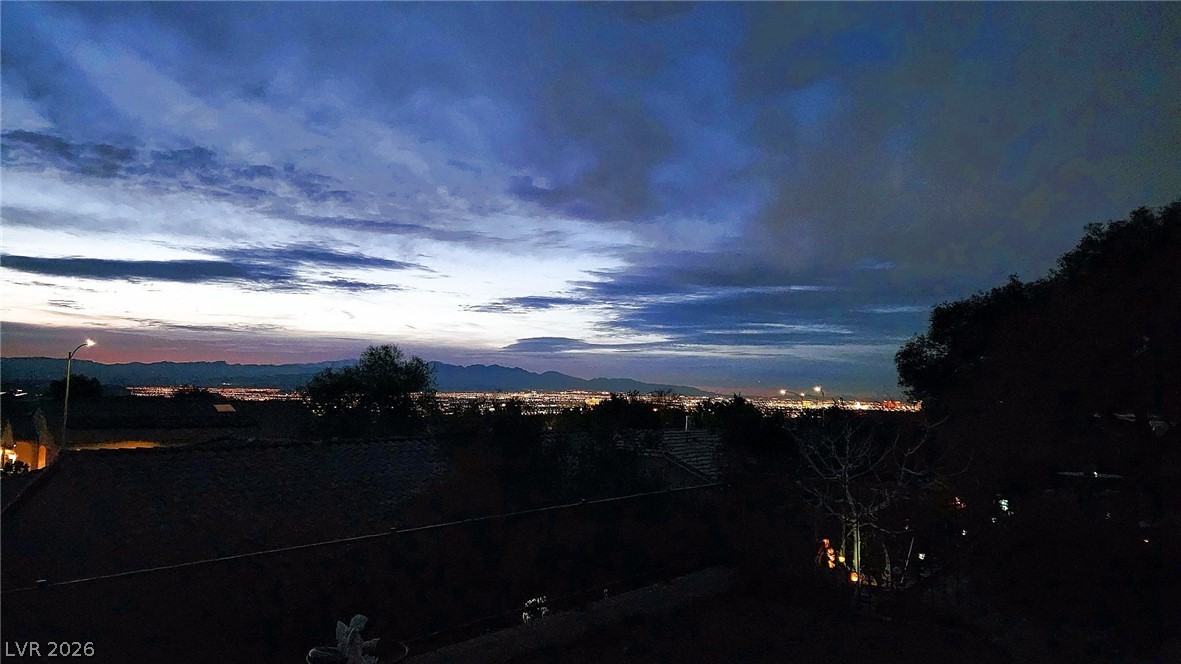 2077 Wildwood Lake Street Henderson NV 89052