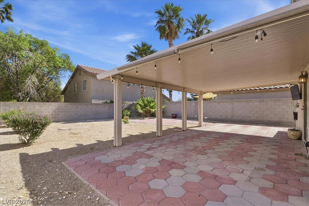 972 Hollandsworth Avenue Las Vegas NV 89123