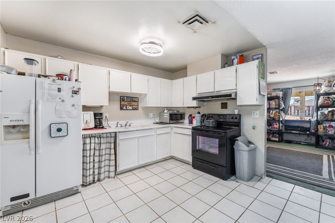 6148 Cromwell Avenue Las Vegas NV 89107