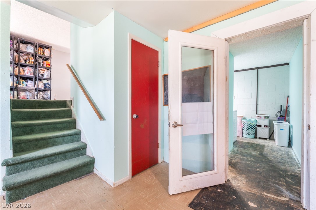6148 Cromwell Avenue Las Vegas NV 89107