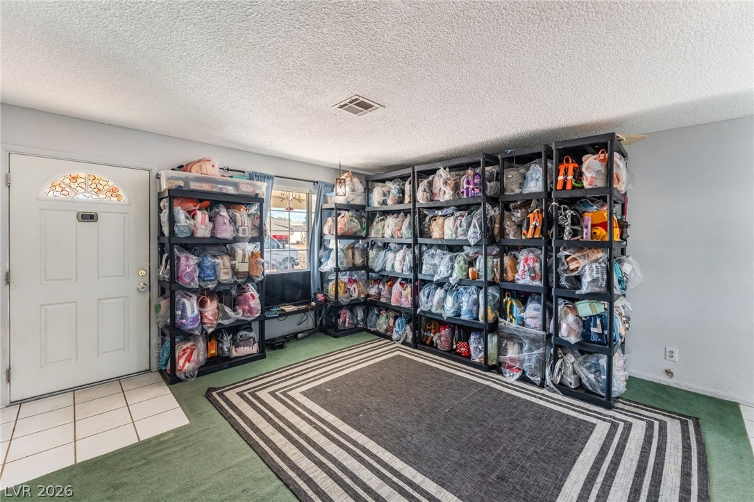 6148 Cromwell Avenue Las Vegas NV 89107